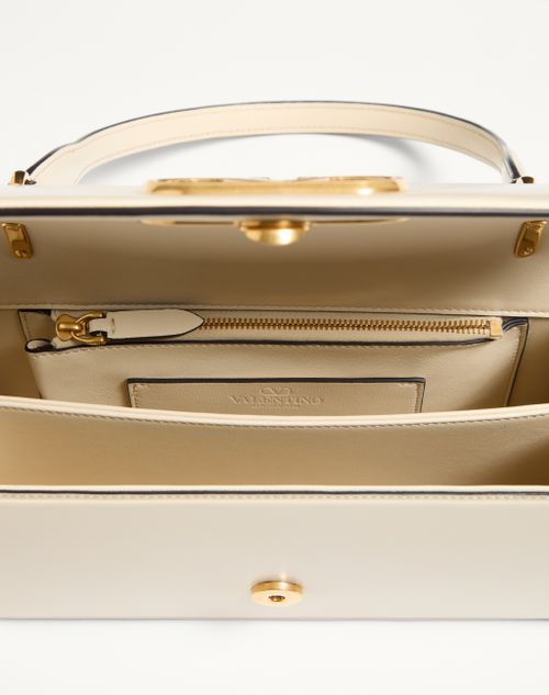 Valentino Garavani - Valentino Garavani Vain Bag With Handle In Shiny Calfskin - Butter - Woman - Shoulder Bags